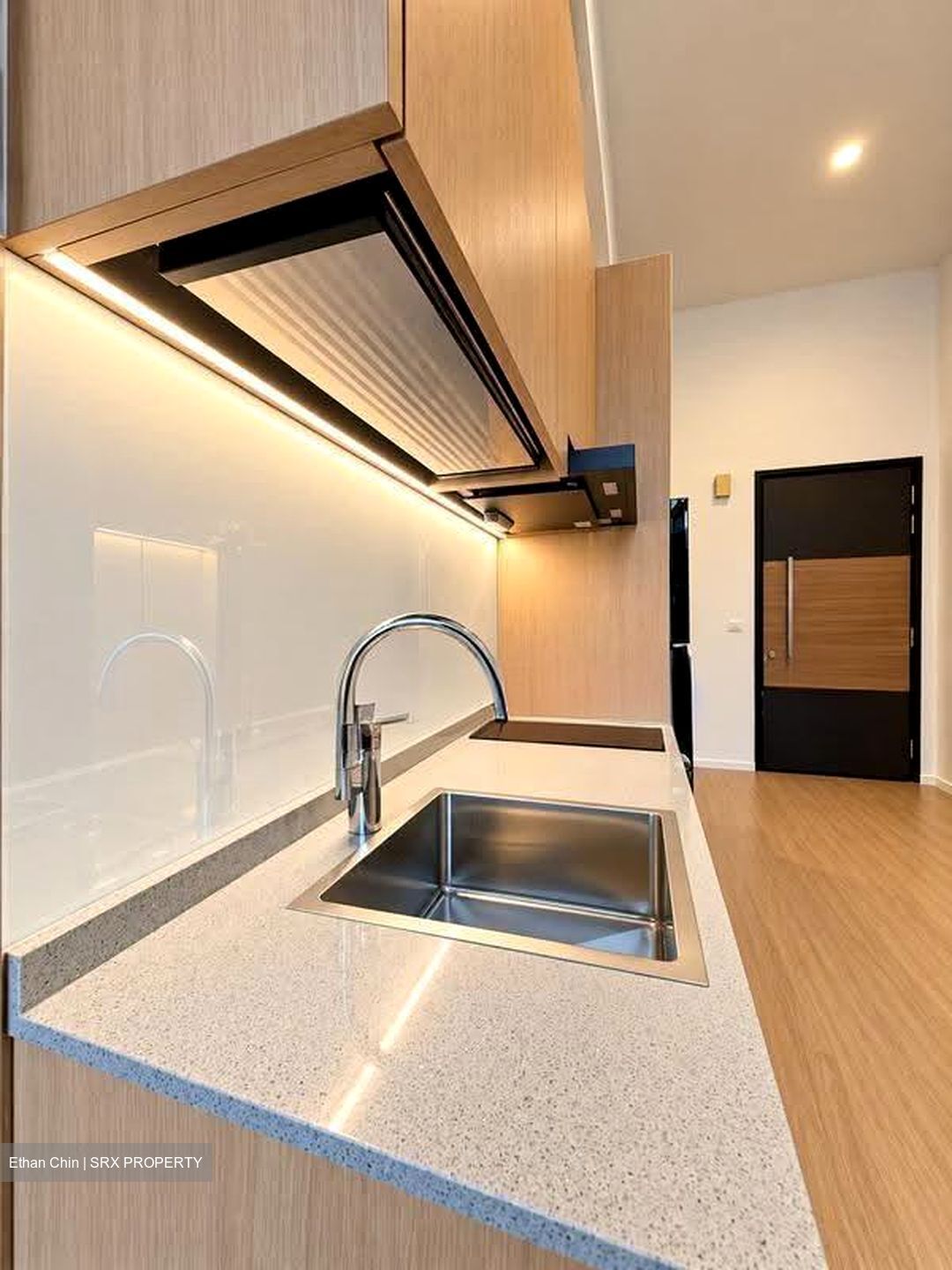 38 I Suites (D15), Apartment #639755351